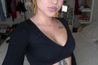 🚨✨AVAILABLE NOW💰 𝓎𝑜𝓊𝓇 𝓅𝑒𝓇𝓈𝑜𝓃𝒶𝓁 𝒻𝓇𝑒𝒶𝓀 - Image 1